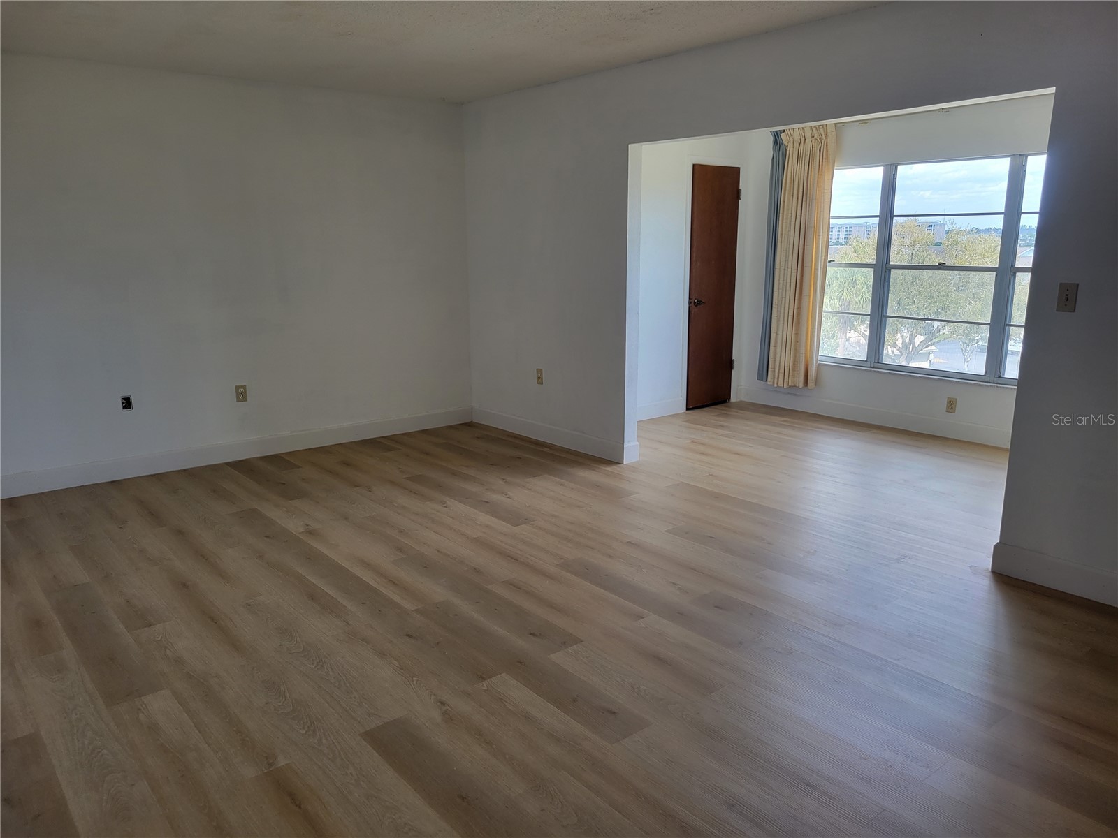 9950 62nd Terrace N #404 Saint Petersburg FL 33708 TB8482599 image2