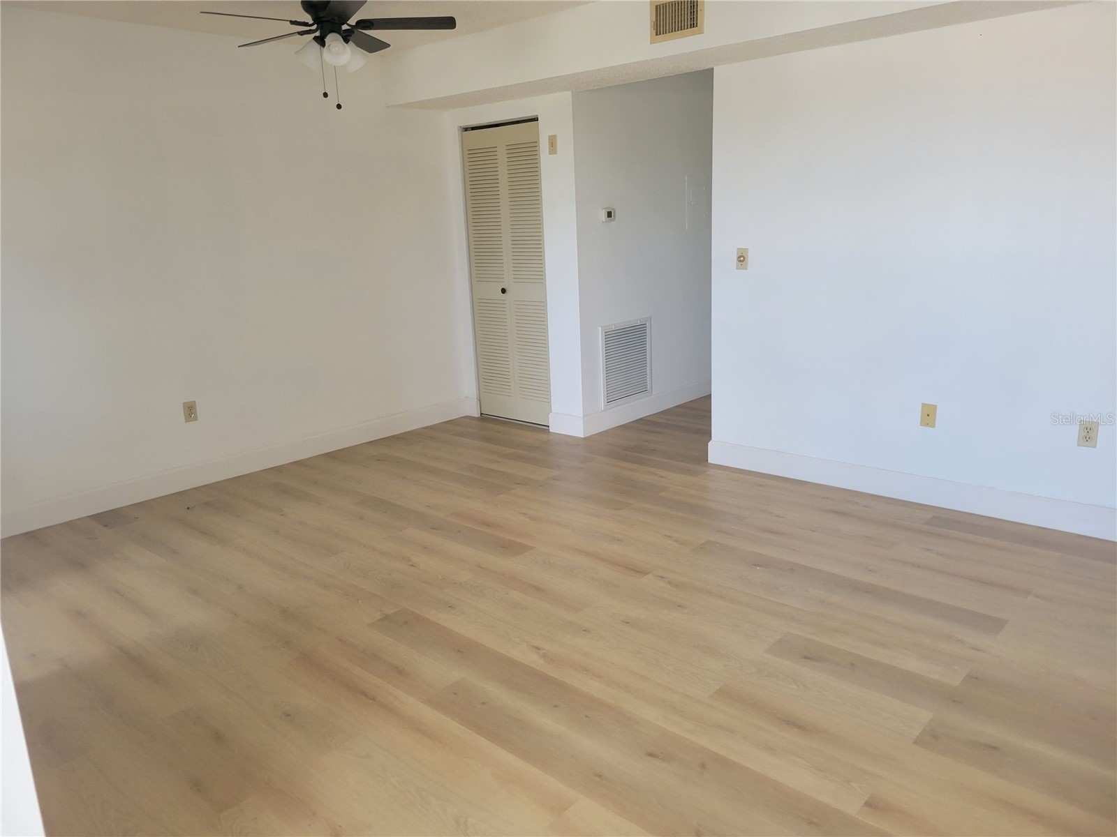 9950 62nd Terrace N #404 Saint Petersburg FL 33708 TB8482599 image9