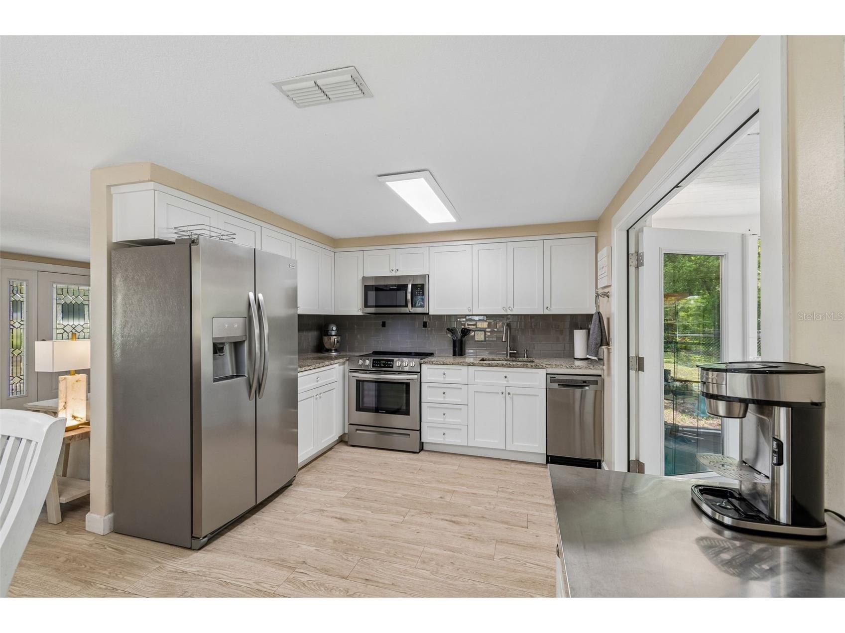 9950 Hilltop Drive New Port Richey FL 34654 W7886790 image8