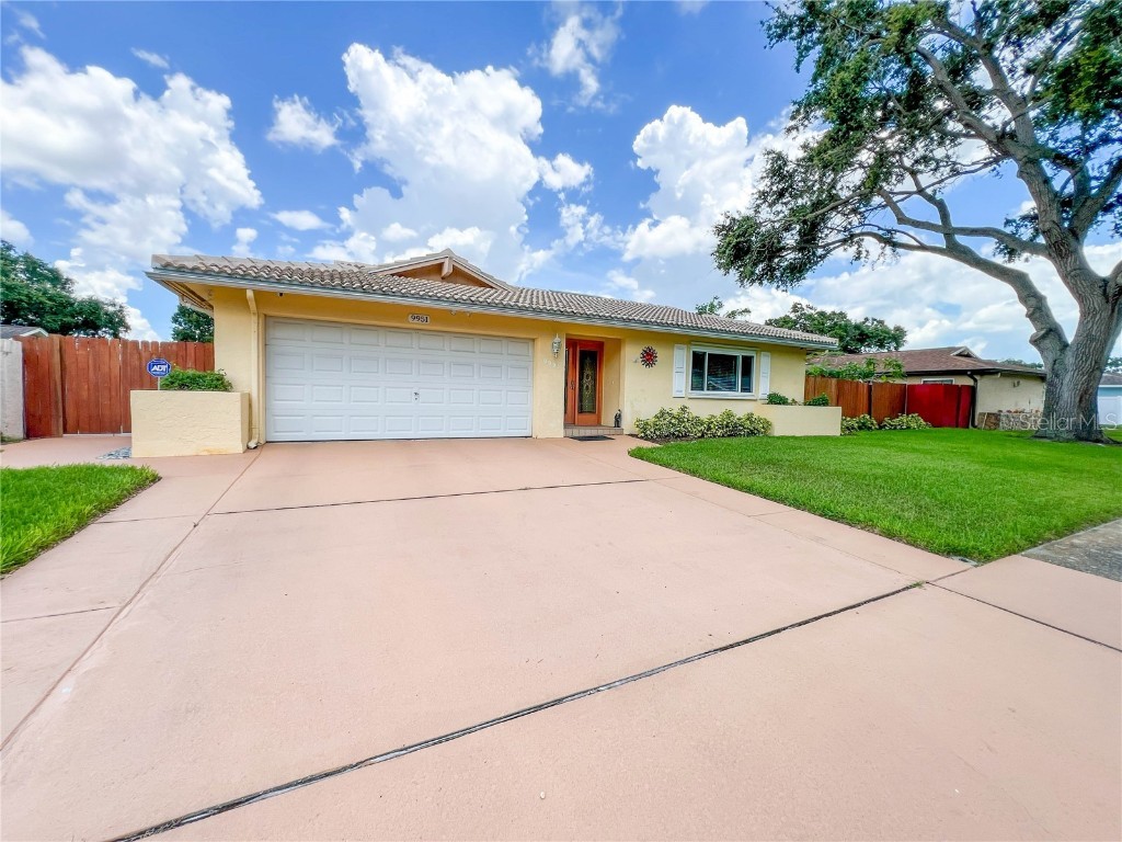 9951 121st Street Seminole FL 33772 TB8399800 image1