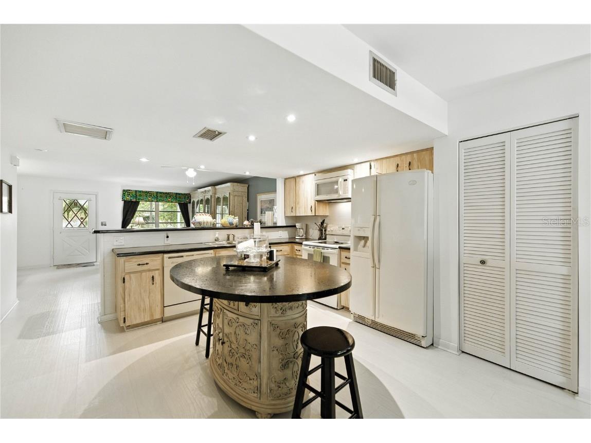 9951 SW 88th Court Road #B Ocala FL 34481 OM708089 image10