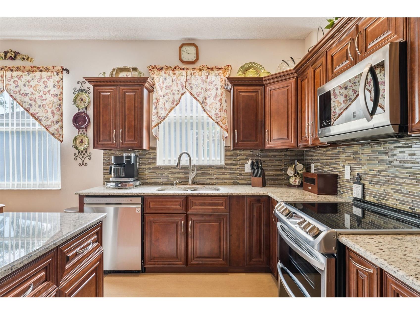 9955 Medallion Bluff Lane Orlando FL 32829 O6421360 image13
