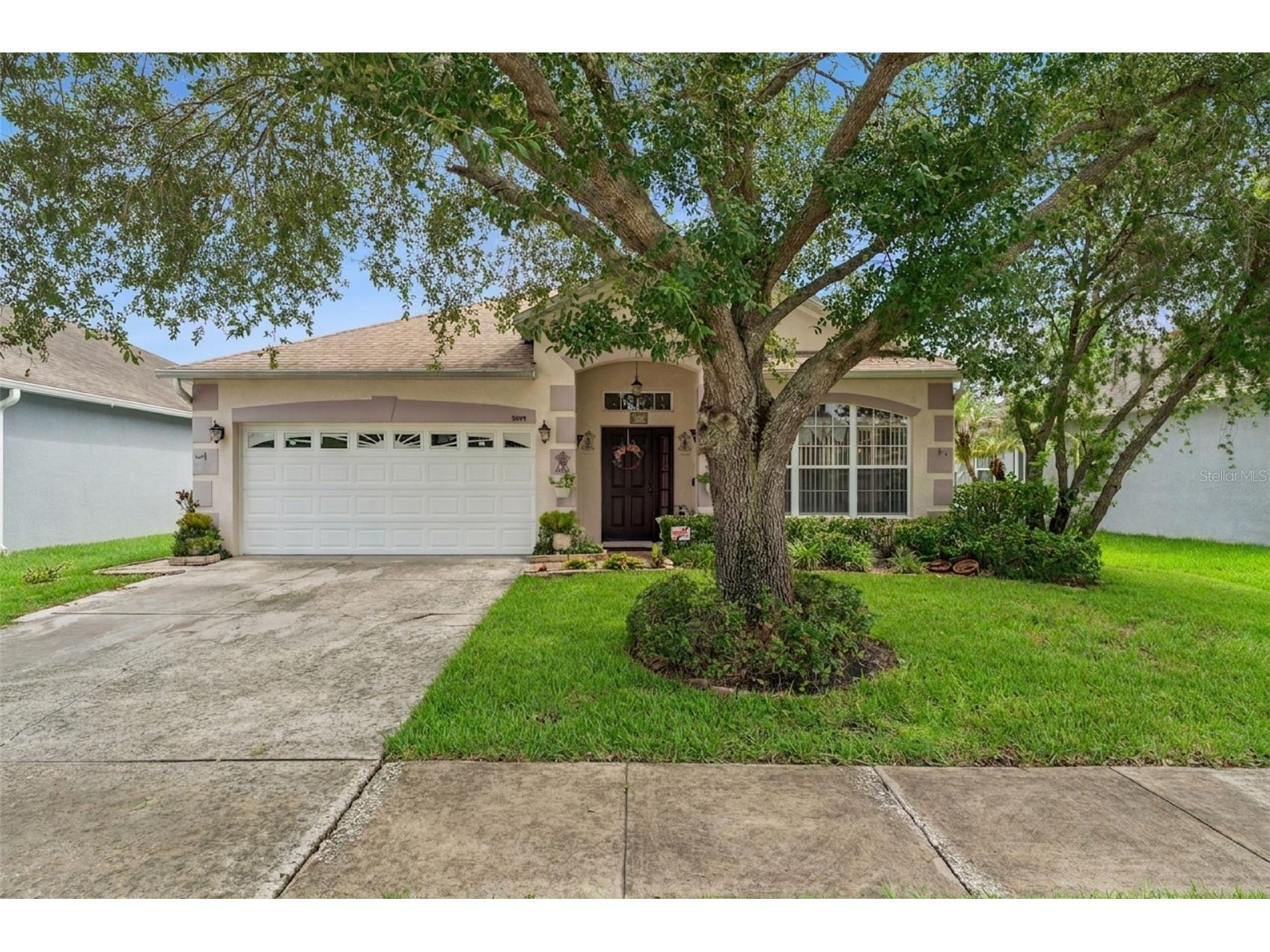 9955 Medallion Bluff Lane Orlando FL 32829 O6421360 image2
