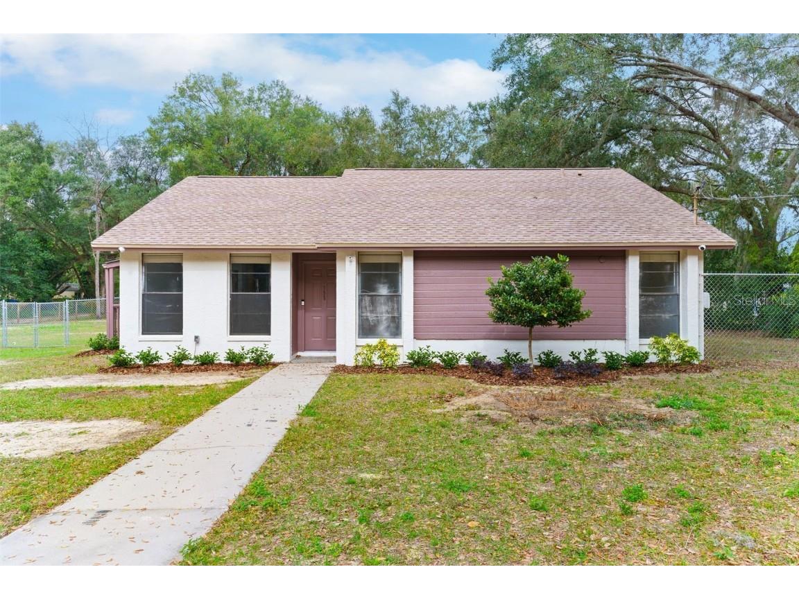 9956 Skewlee Road Thonotosassa FL 33592 T3498305 image1