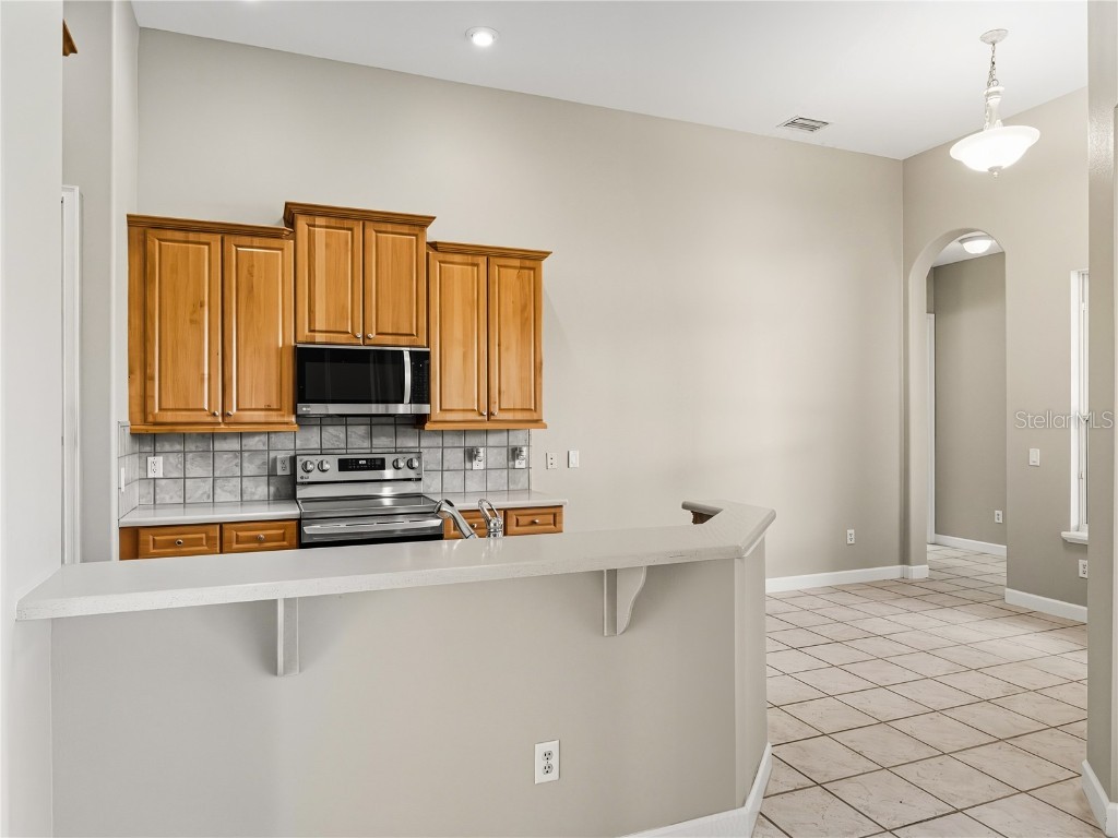 9958 Santa Barbara Court Howey In The Hills FL 34737 G5092700 image12