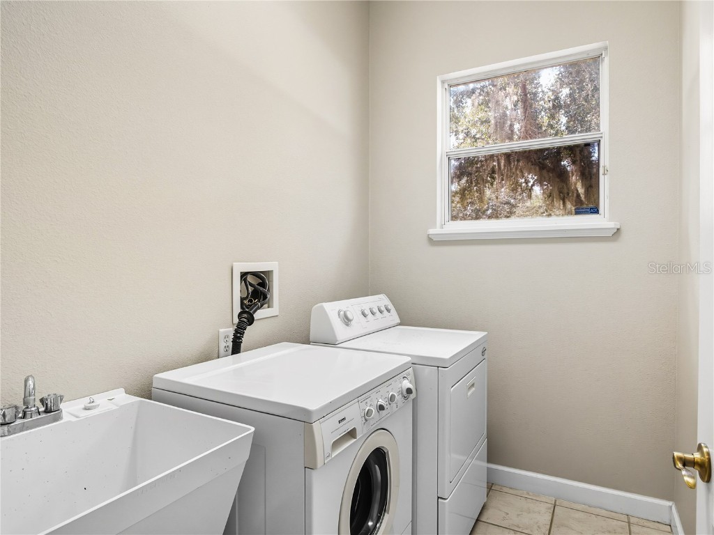 9958 Santa Barbara Court Howey In The Hills FL 34737 G5092700 image25