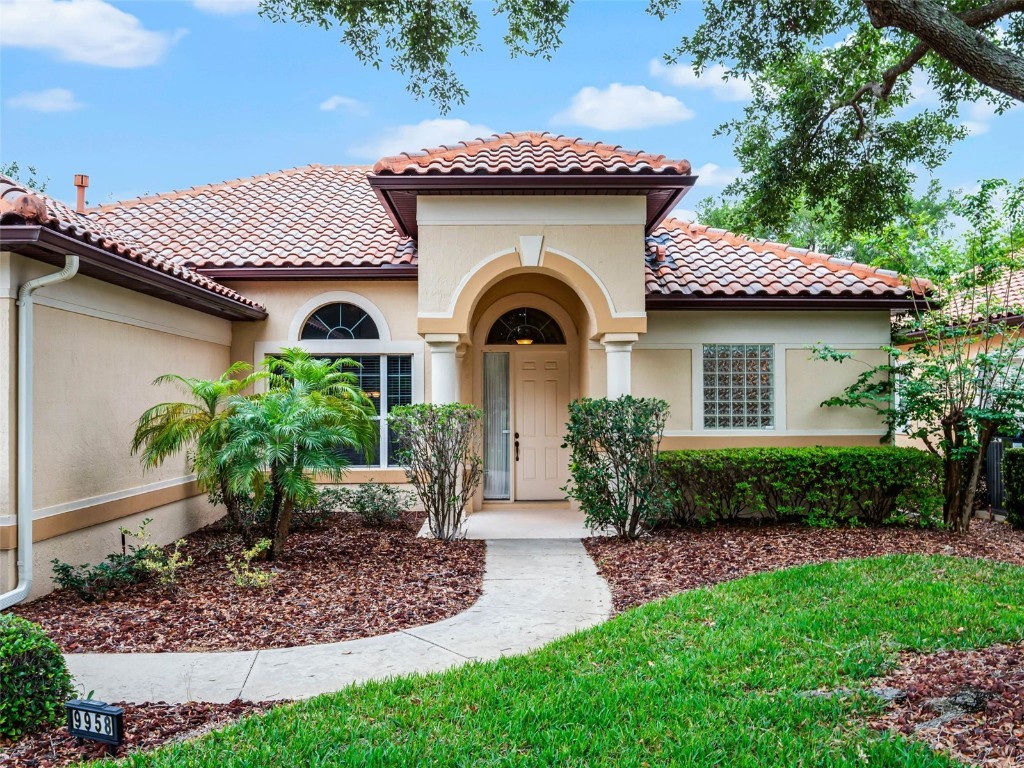 9958 Santa Barbara Court Howey In The Hills FL 34737 G5092700 image3