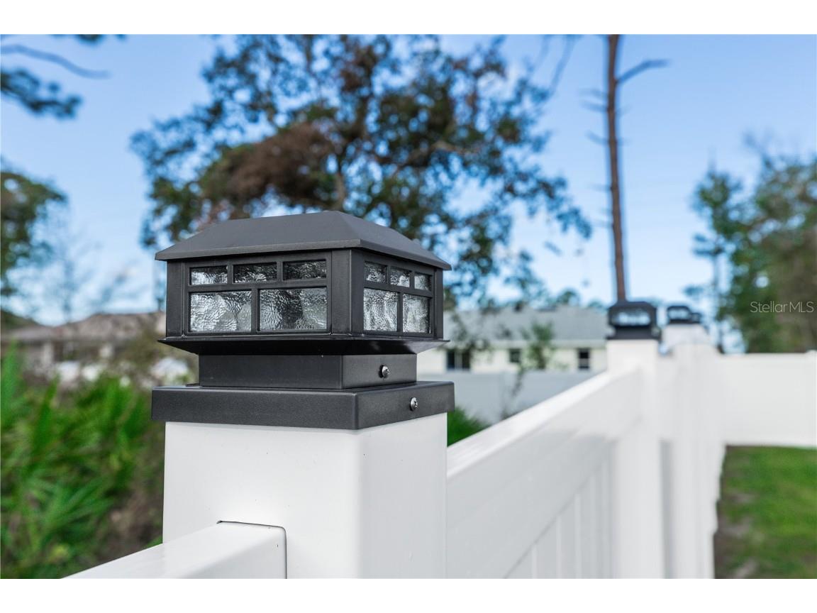 996 10th Avenue Deland FL 32724 O6251694 image1