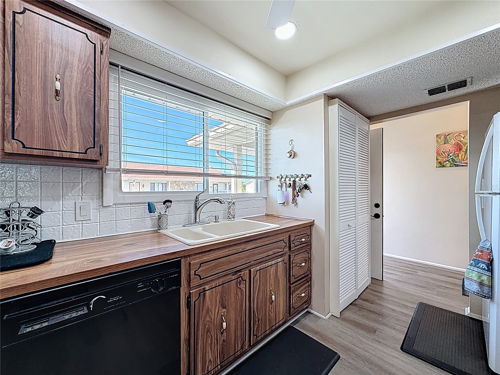 9961 Eagles Point Circle #4 Port Richey FL 34668 W7882116 image9