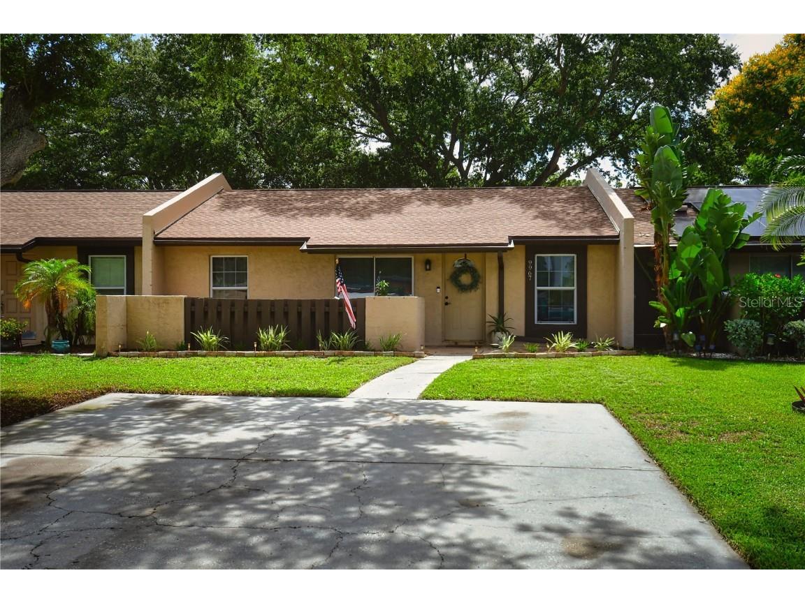 9967 88th Way Seminole FL 33777 U8247619 image1