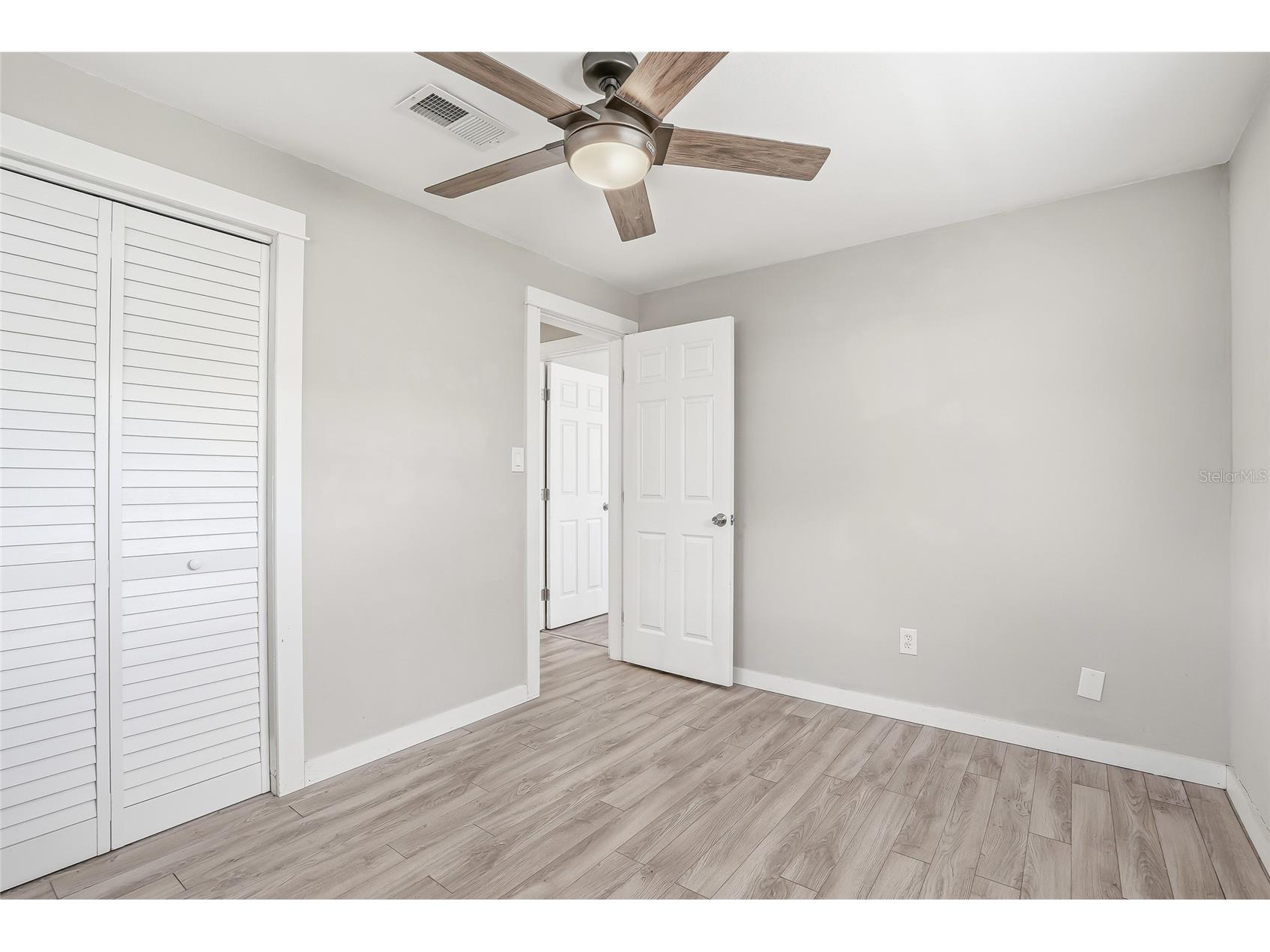 997 Cedarwood Avenue Dunedin FL 34698 TB8512445 image21