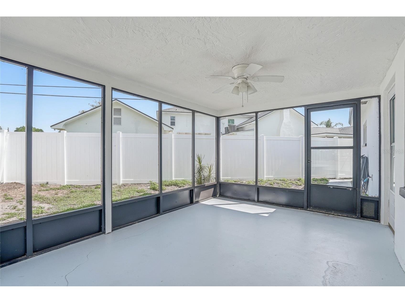 997 Cedarwood Avenue Dunedin FL 34698 TB8512445 image23