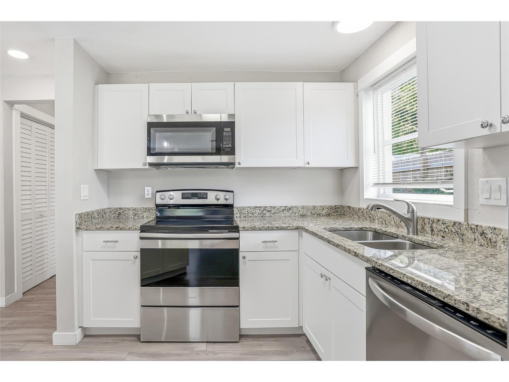 997 Cedarwood Avenue Dunedin FL 34698 TB8512445 image8