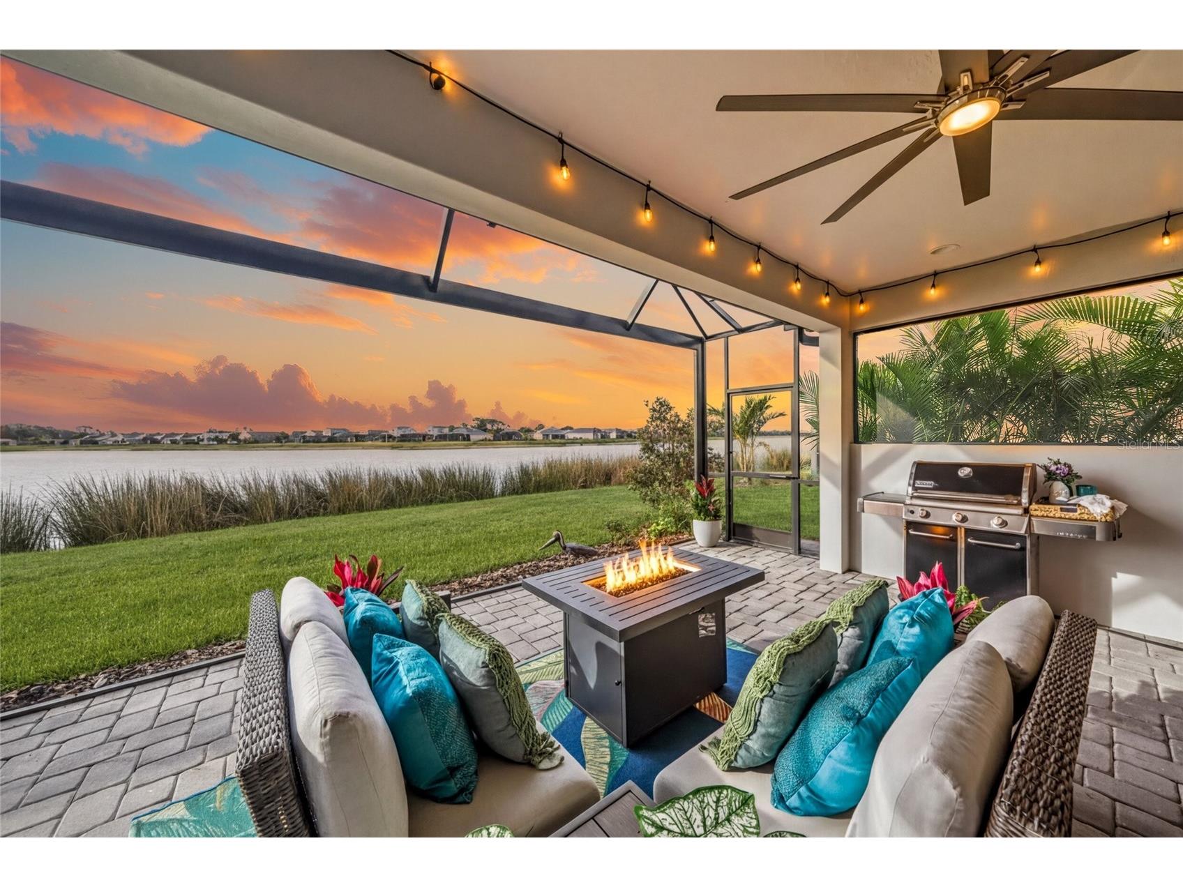 997 Crosswind Avenue Sarasota FL 34240 - LAKE IBIS A4692207 image1
