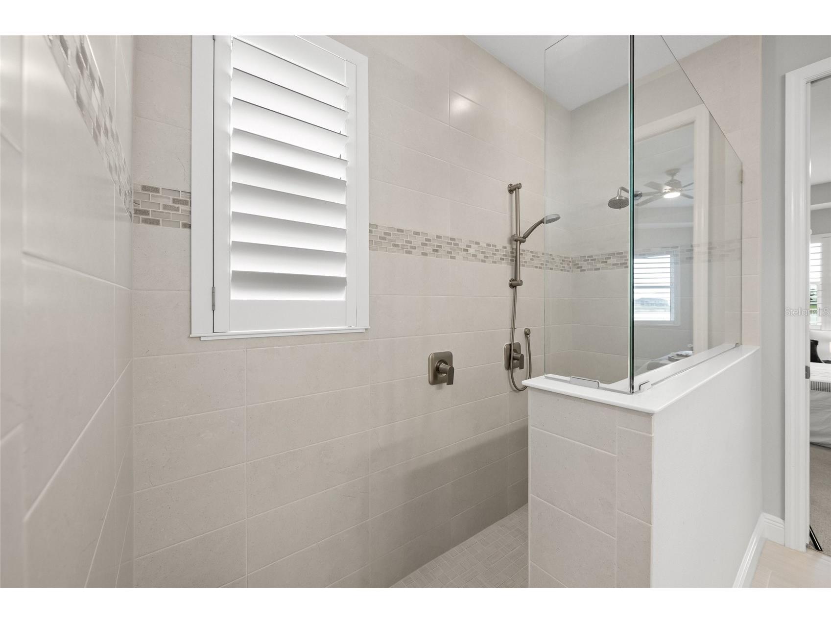 997 Crosswind Avenue Sarasota FL 34240 - LAKE IBIS A4692207 image36