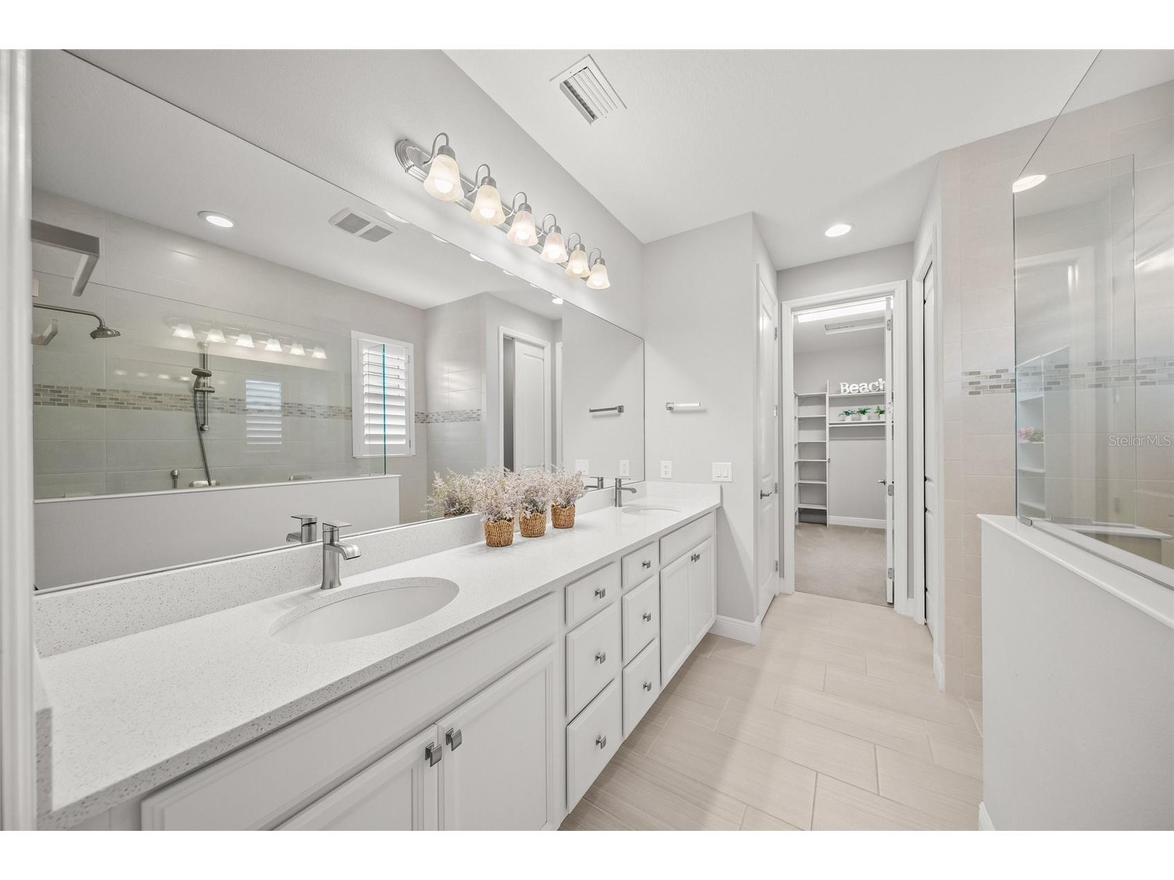 997 Crosswind Avenue Sarasota FL 34240 - LAKE IBIS A4692207 image37