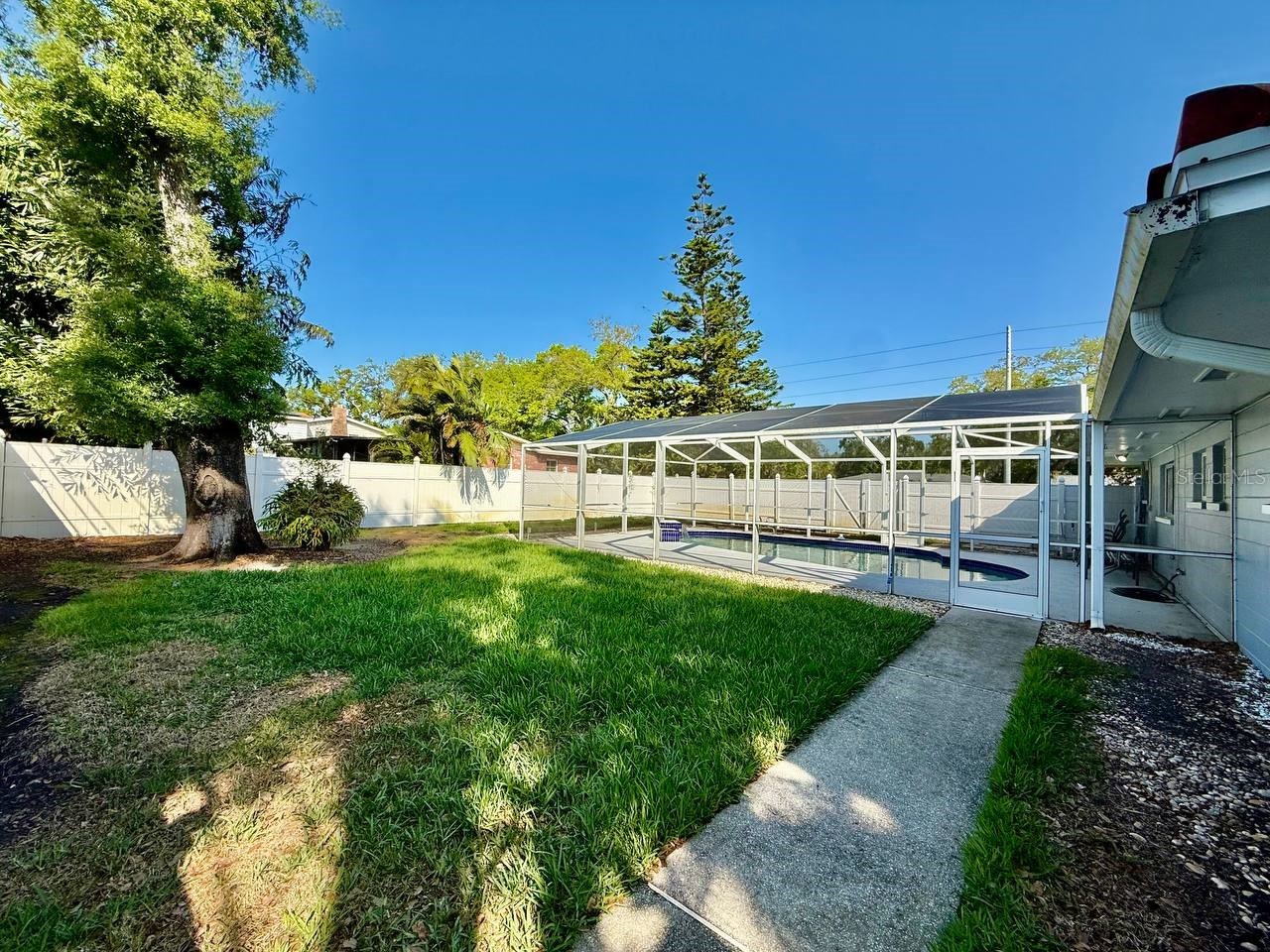 9970 54th Avenue N Saint Petersburg FL 33708 TB8487923 image42