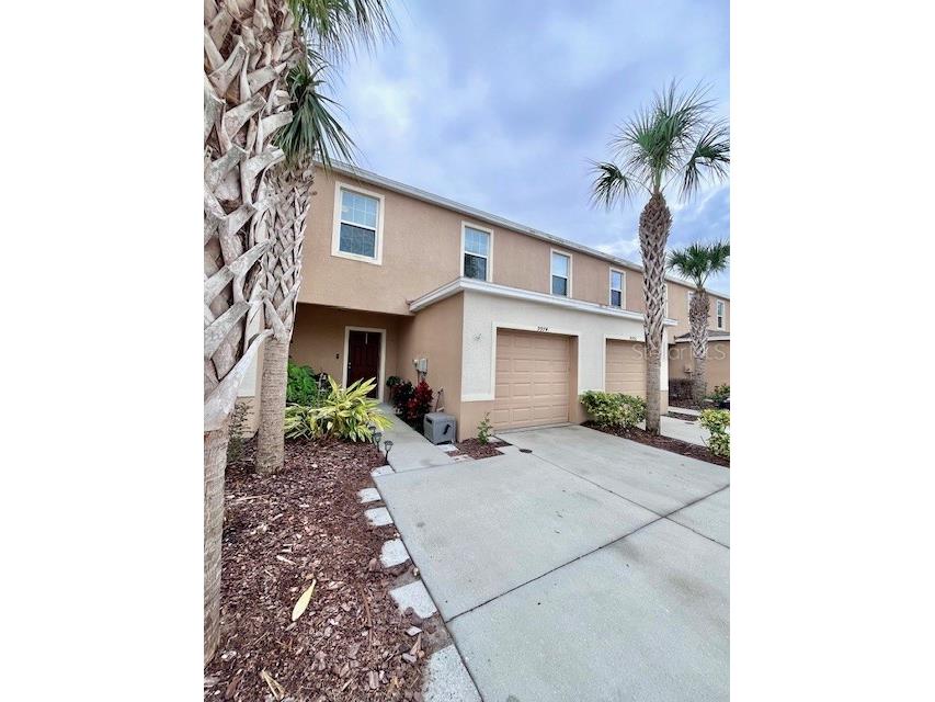 9974 Hound Chase Drive Gibsonton FL 33534 TB8445936 image1