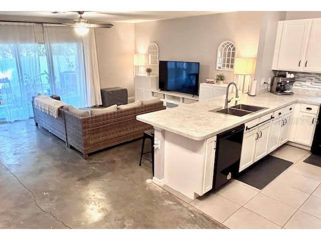 9974 Hound Chase Drive Gibsonton FL 33534 TB8445936 image6