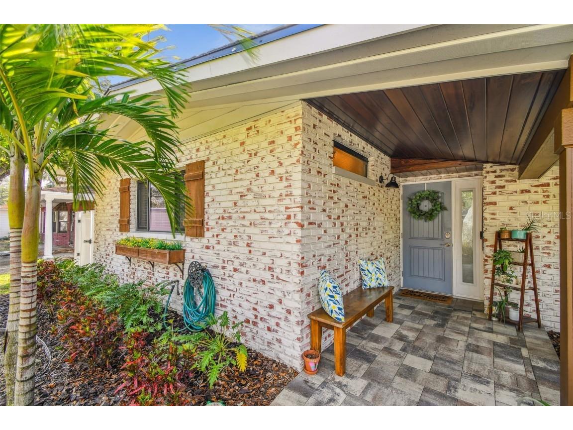 9978 55th Avenue N Saint Petersburg FL 33708 U8224716 image1