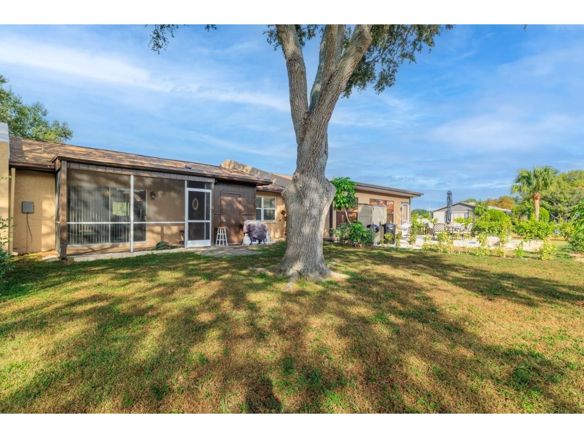 9979 88th Way Seminole FL 33777 TB8452685 image27