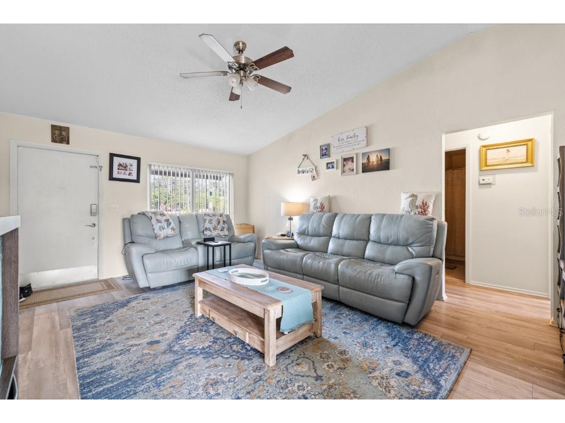 9979 88th Way Seminole FL 33777 TB8452685 image4