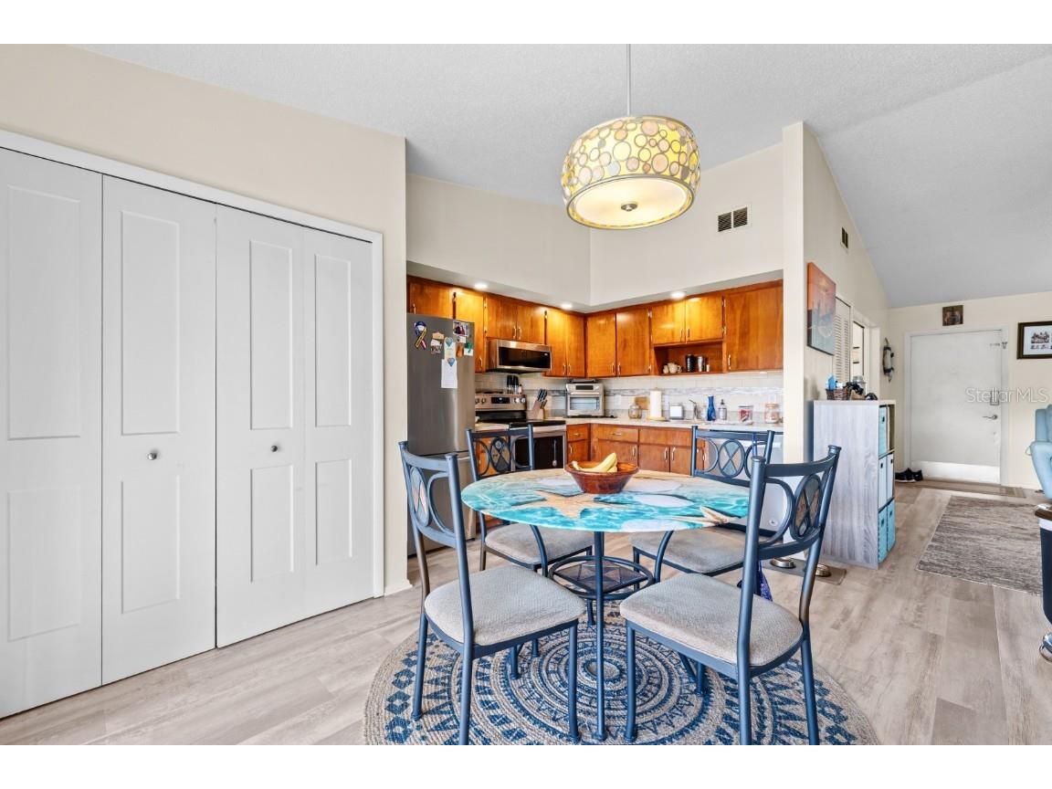 9979 88th Way Seminole FL 33777 TB8452685 image9