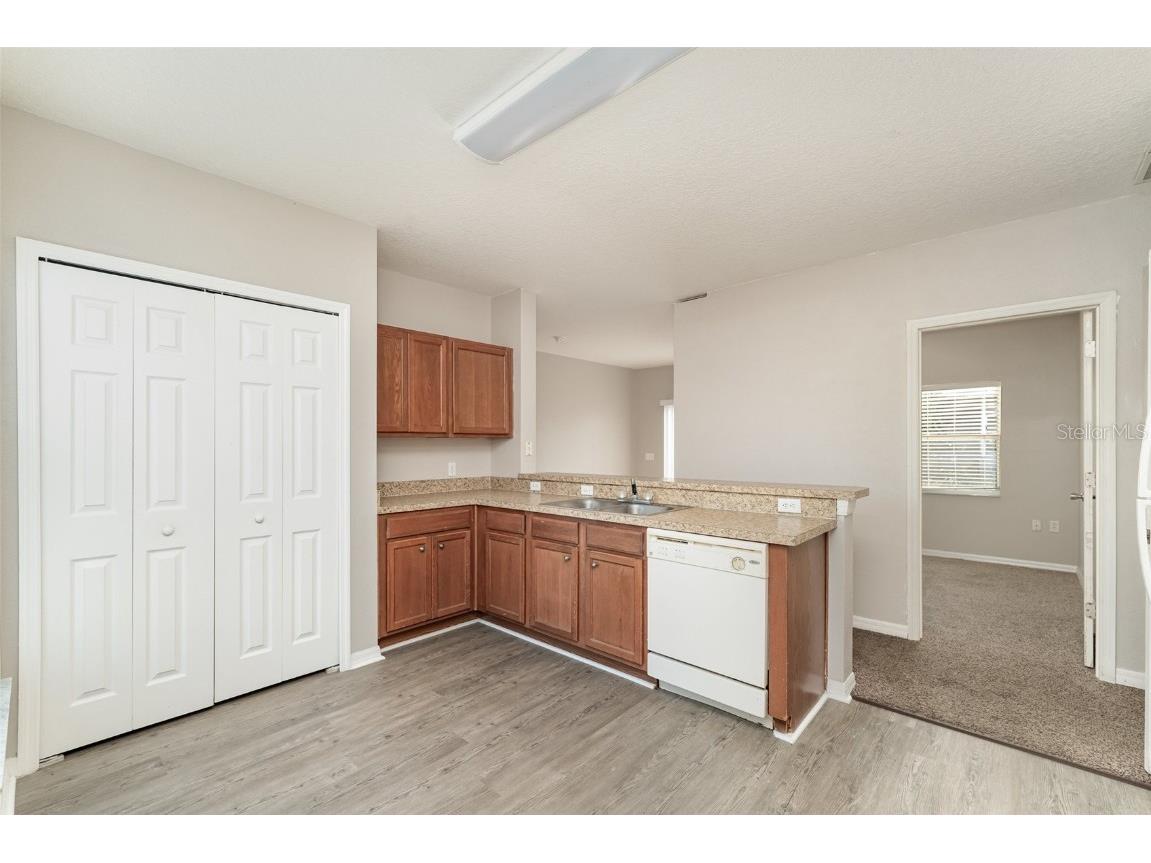 998 Cumberland Drive Kissimmee FL 34759 W7880328 image6