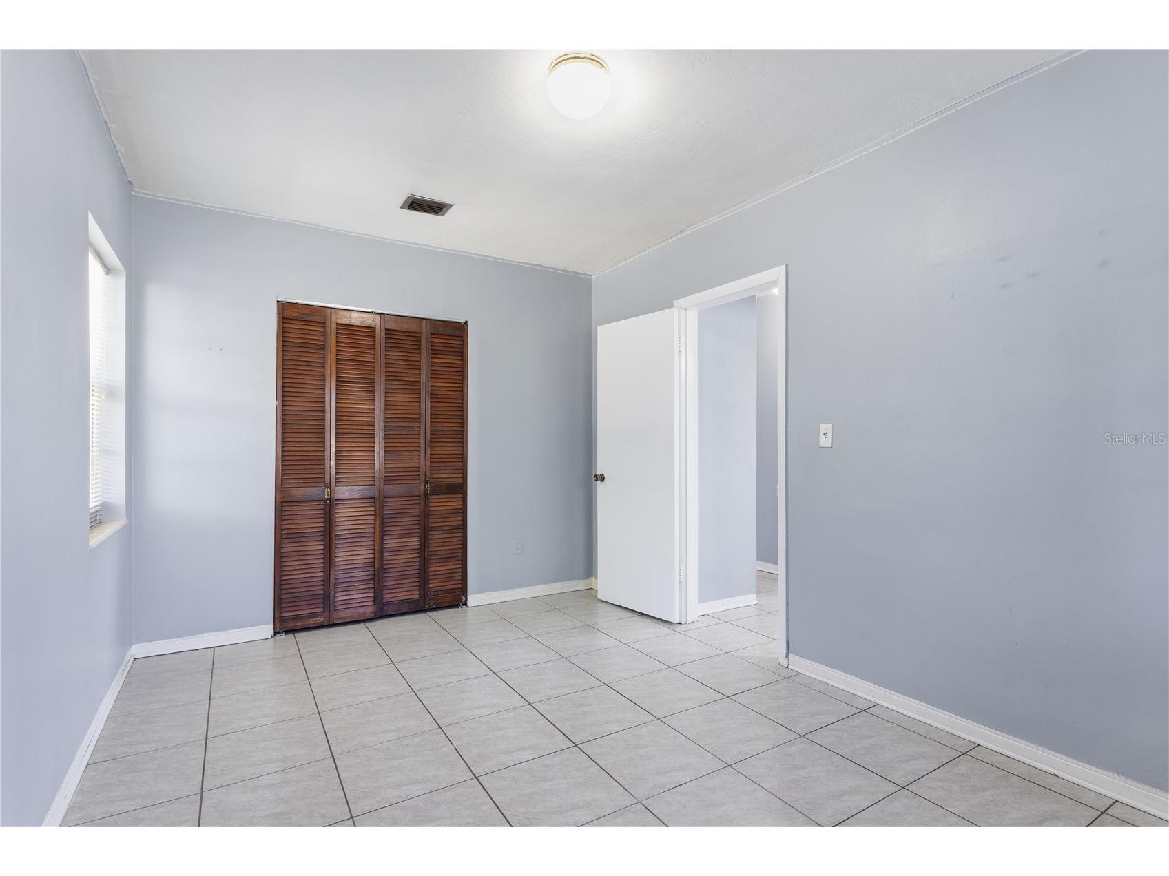 998 W 68th Street Hialeah FL 33014 OM726408 image20