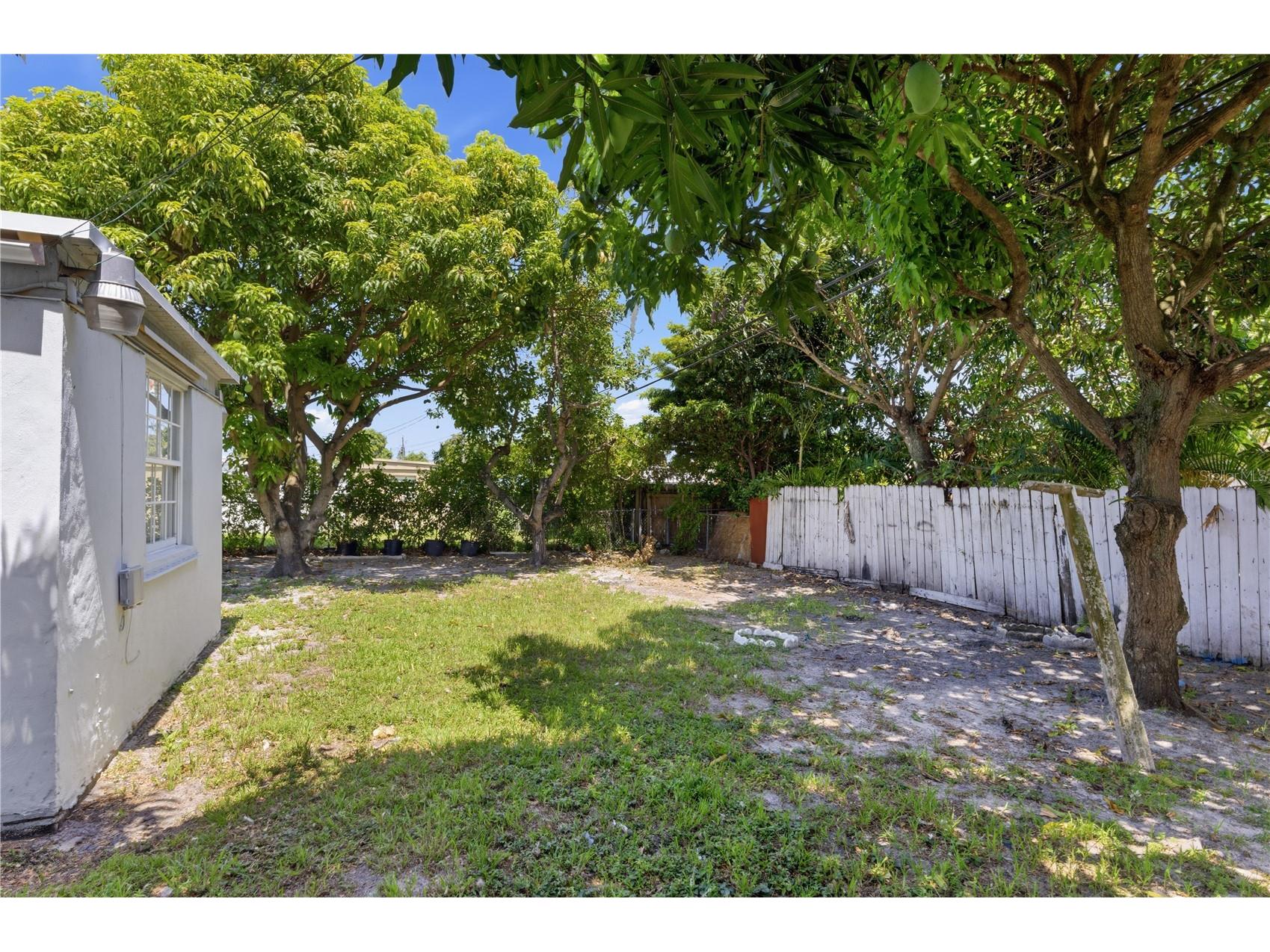 998 W 68th Street Hialeah FL 33014 OM726408 image26
