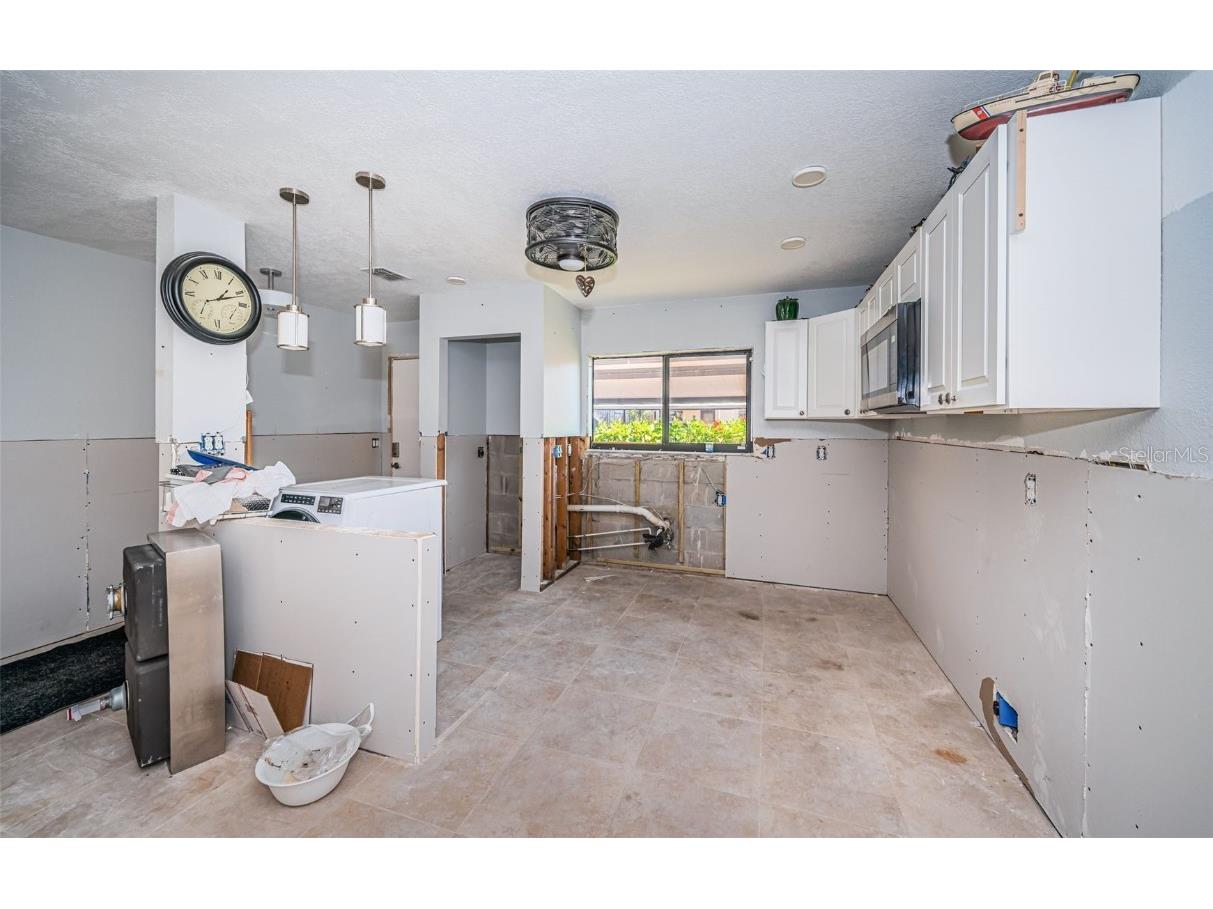 9980 Eagles Point Circle #1 Port Richey FL 34668 TB8363756 image21