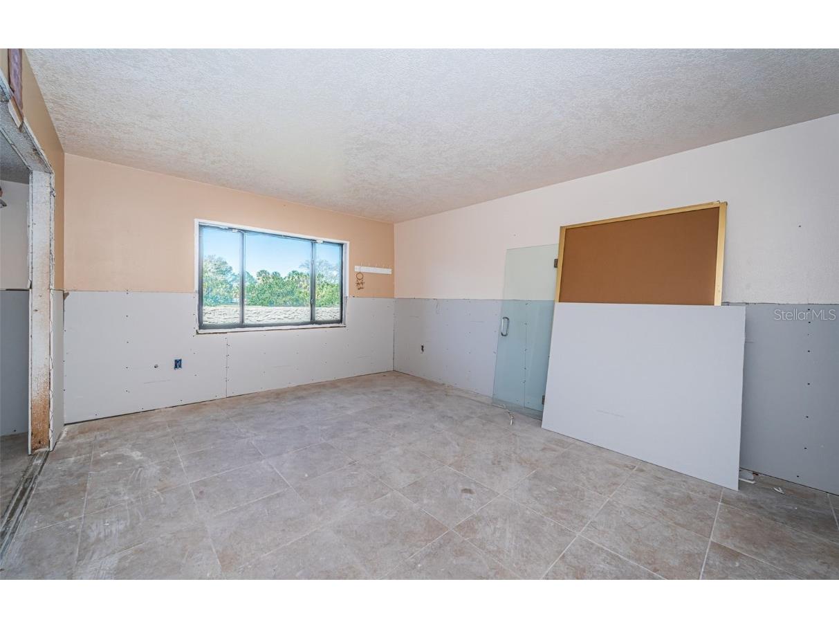 9980 Eagles Point Circle #1 Port Richey FL 34668 TB8363756 image25