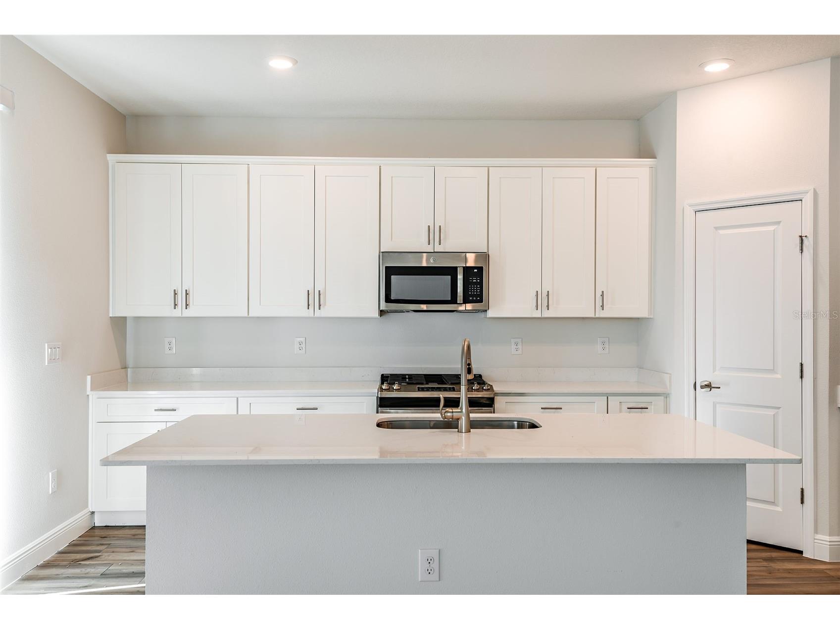 9980 Surrey Rose Drive San Antonio FL 33576 TB8464758 image5