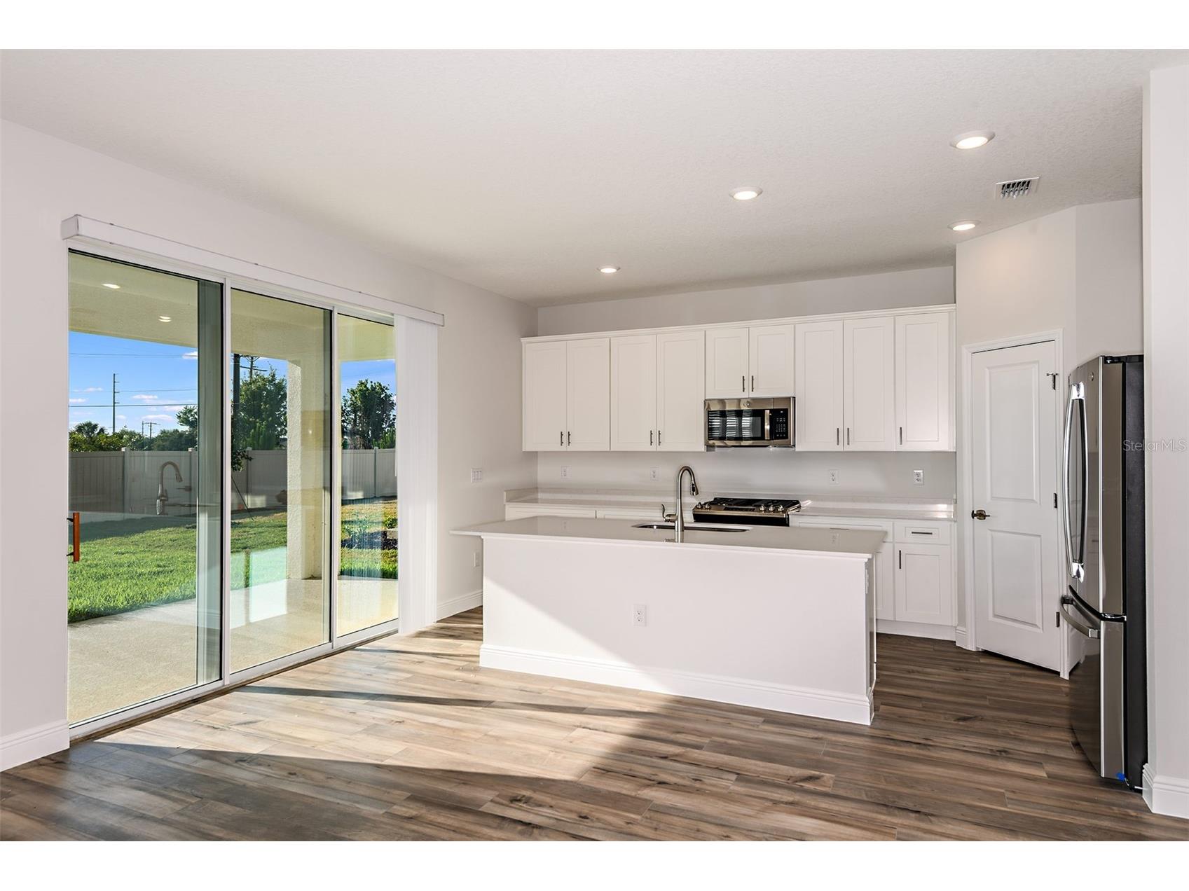 9980 Surrey Rose Drive San Antonio FL 33576 TB8464758 image6