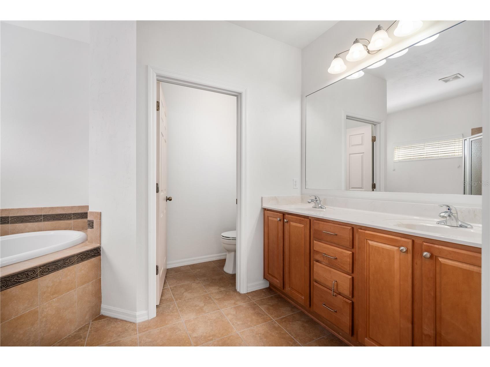 9984 NW 18th Road Gainesville FL 32606 GC538053 image10