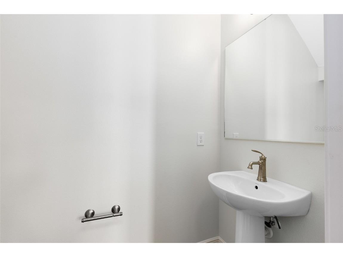 9985 Gobat Alley Orlando FL 32827 O6322993 image14