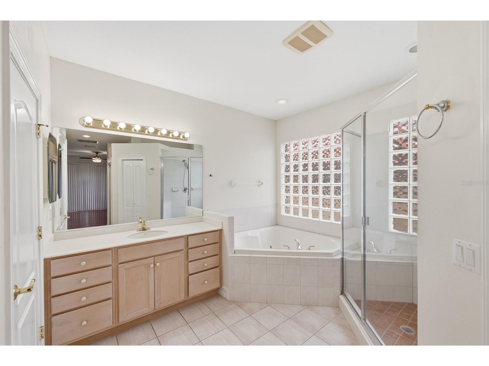 9985 Sago Point Drive Largo FL 33777 TB8523957 image43