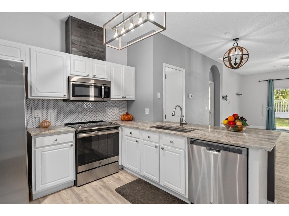 9985 Shadow Creek Dr Drive Orlando FL 32832 O6346263 image8