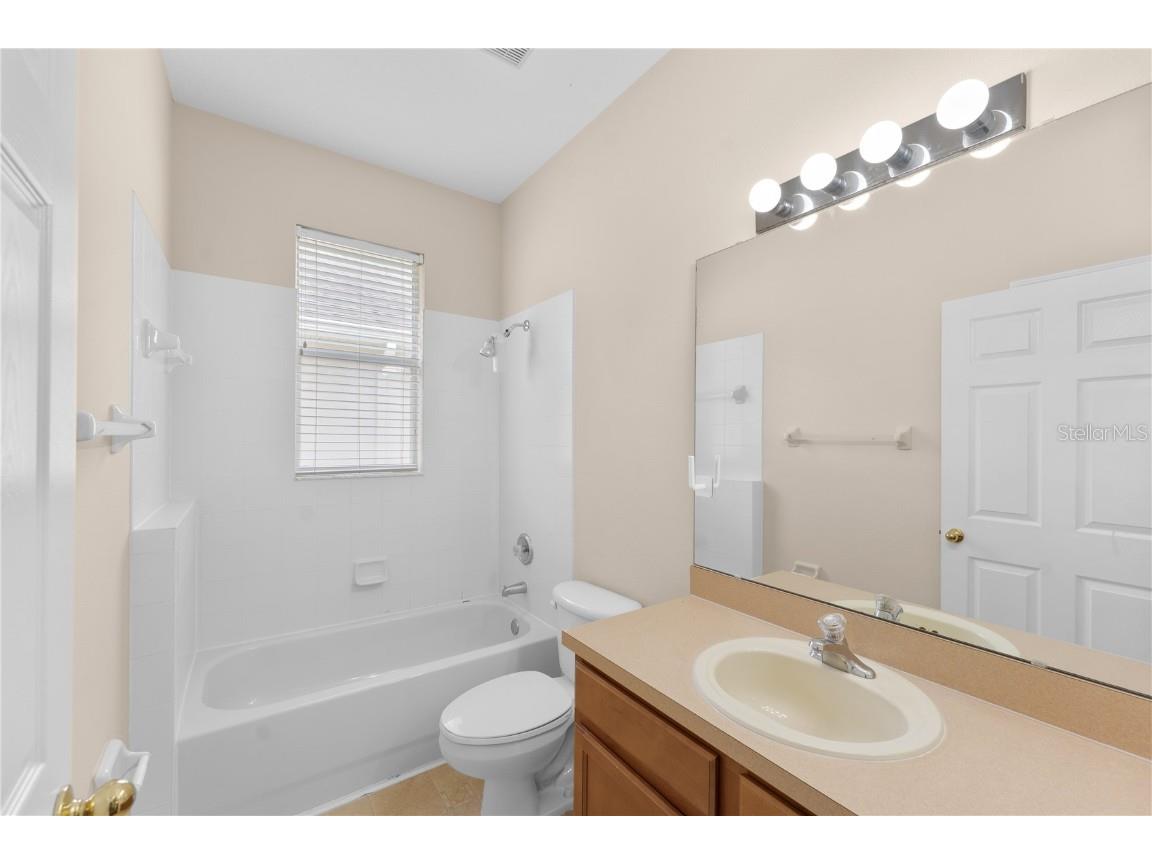 9988 Fenrose Terrace Orlando FL 32827 O6352054 image2