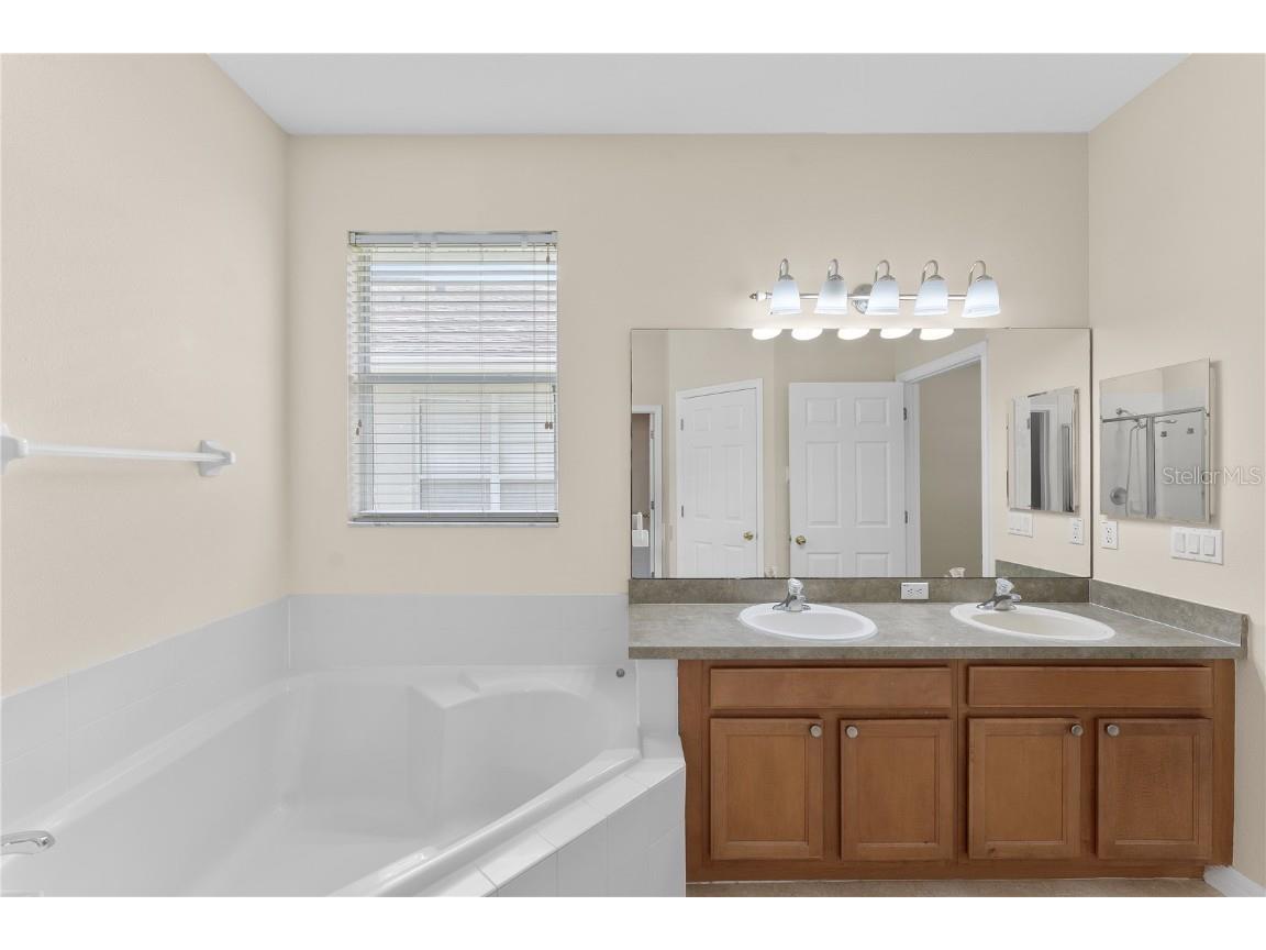 9988 Fenrose Terrace Orlando FL 32827 O6352054 image21