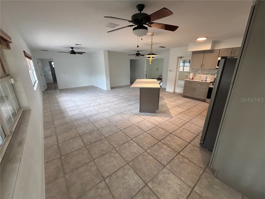 999 38th Avenue NE Saint Petersburg FL 33704 TB8413245 image12