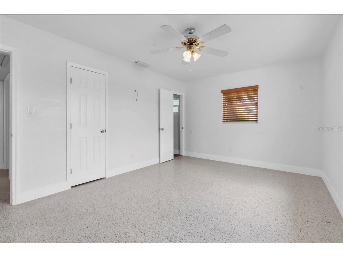 999 38th Avenue NE Saint Petersburg FL 33704 TB8413245 image36