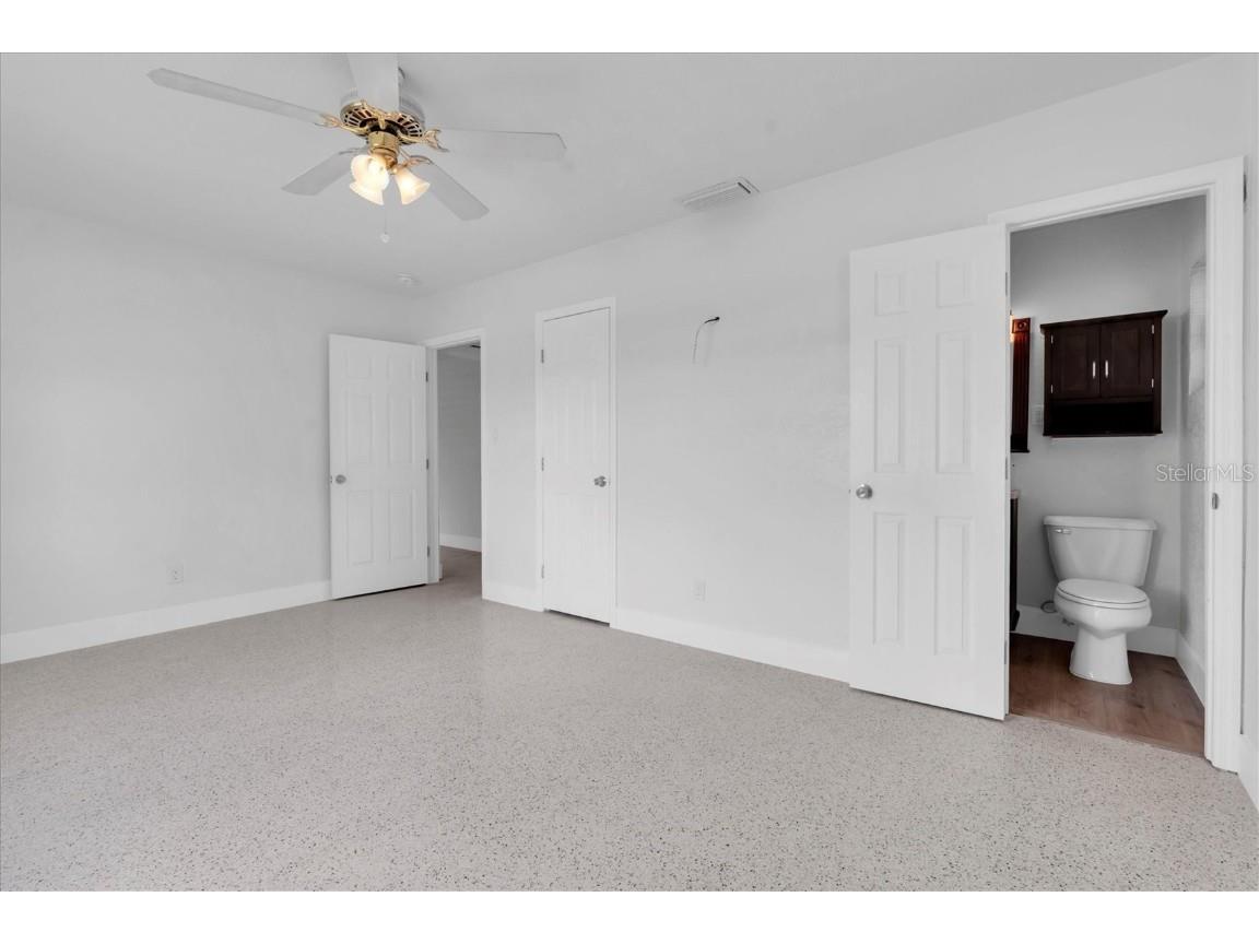 999 38th Avenue NE Saint Petersburg FL 33704 TB8413245 image37