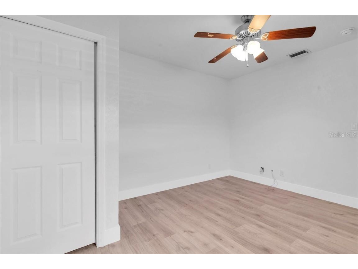 999 38th Avenue NE Saint Petersburg FL 33704 TB8413245 image44