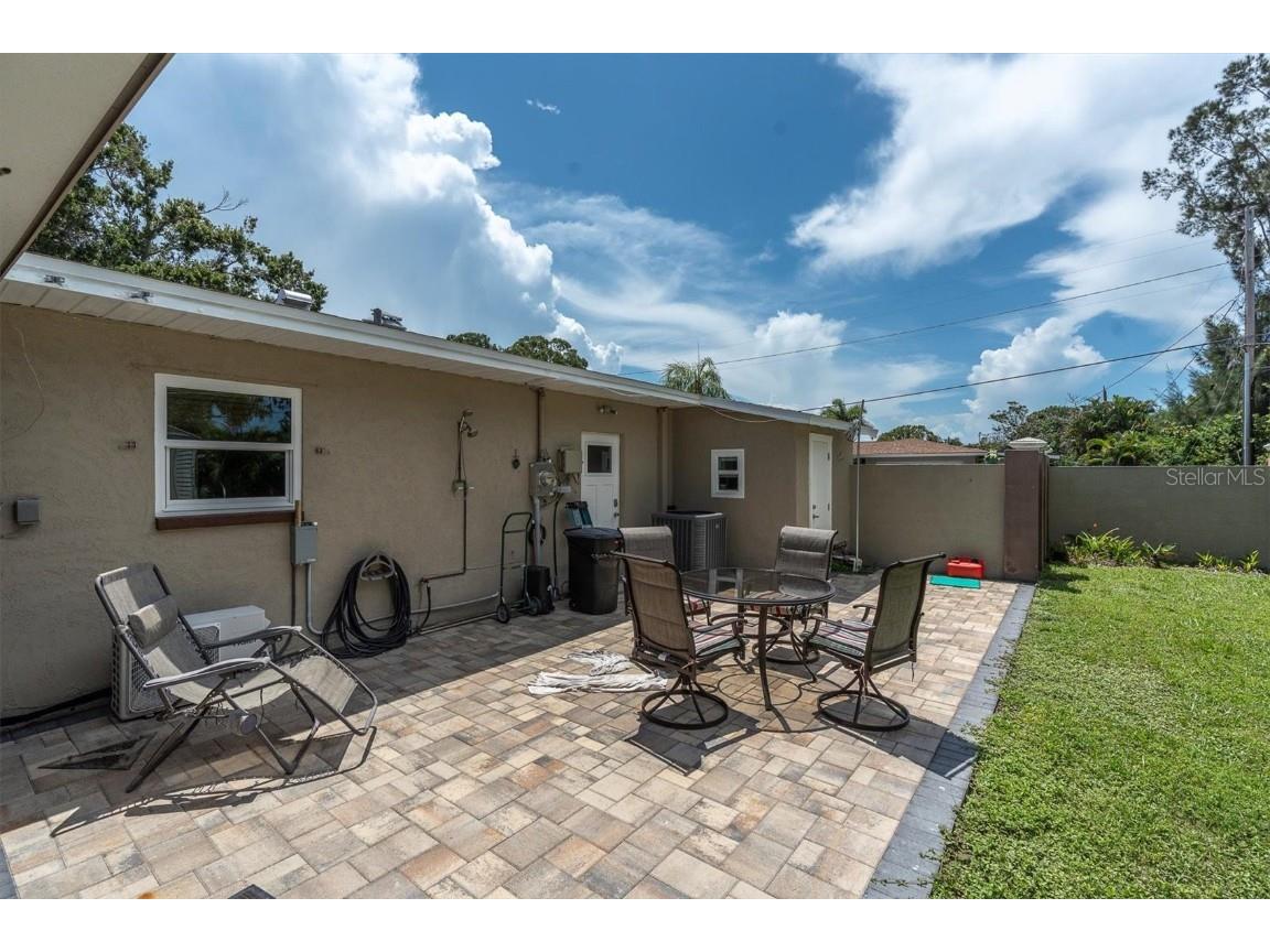 999 38th Avenue NE Saint Petersburg FL 33704 TB8413245 image53