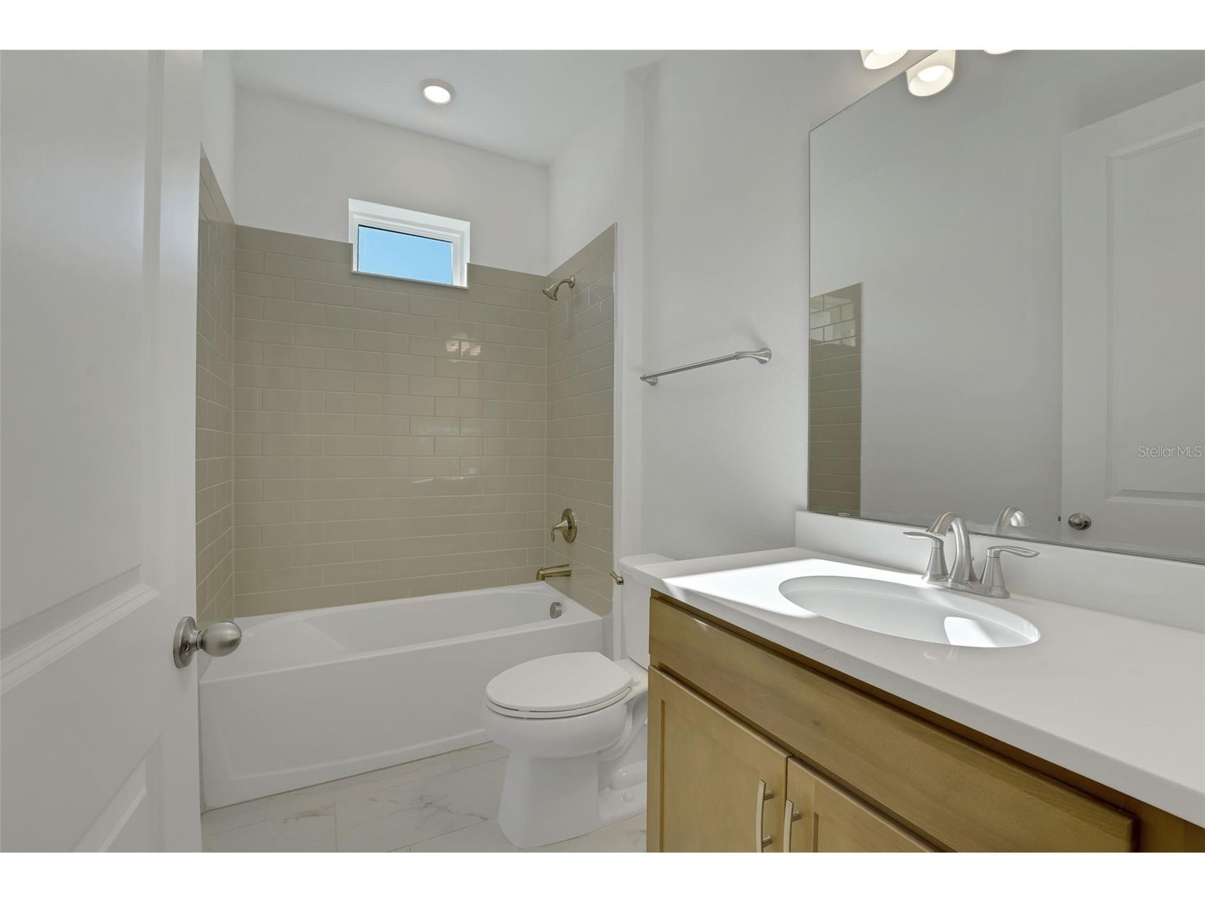 999 Fiesta Key Circle Lady Lake FL 32159 G5107186 image31
