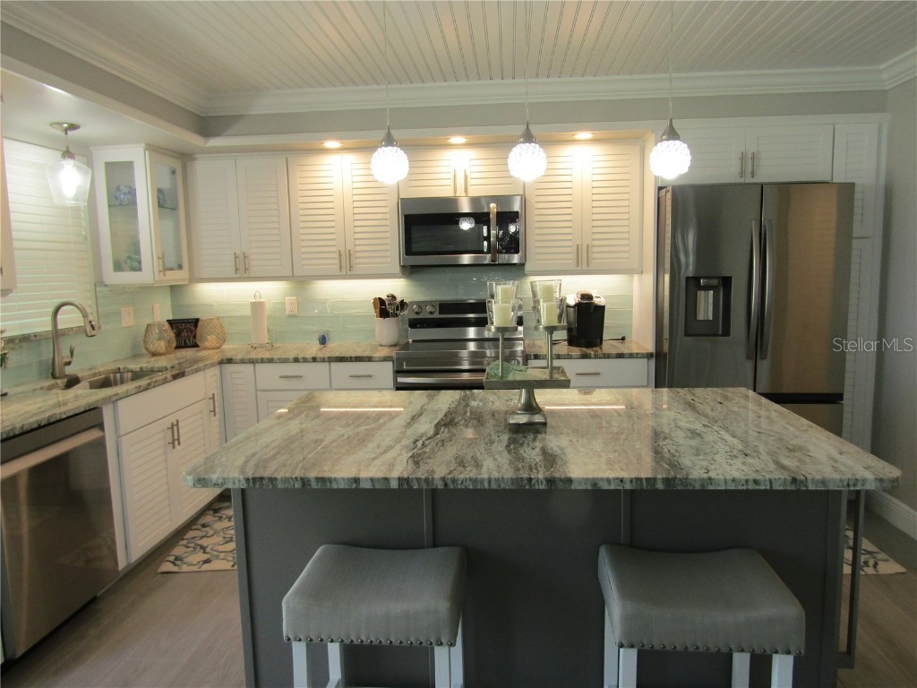 999 Inlet Circle #B104 Venice FL 34285 N6140114 image6