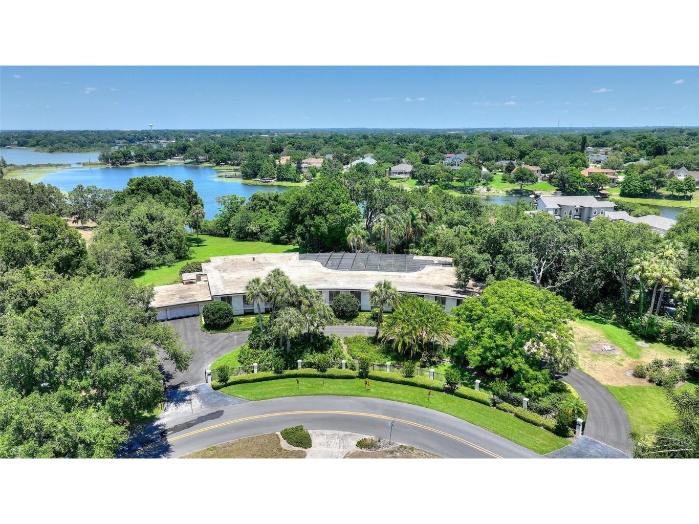 999 Oleander Drive SE Winter Haven FL 33880 - LAKE OTIS P4932432 image1