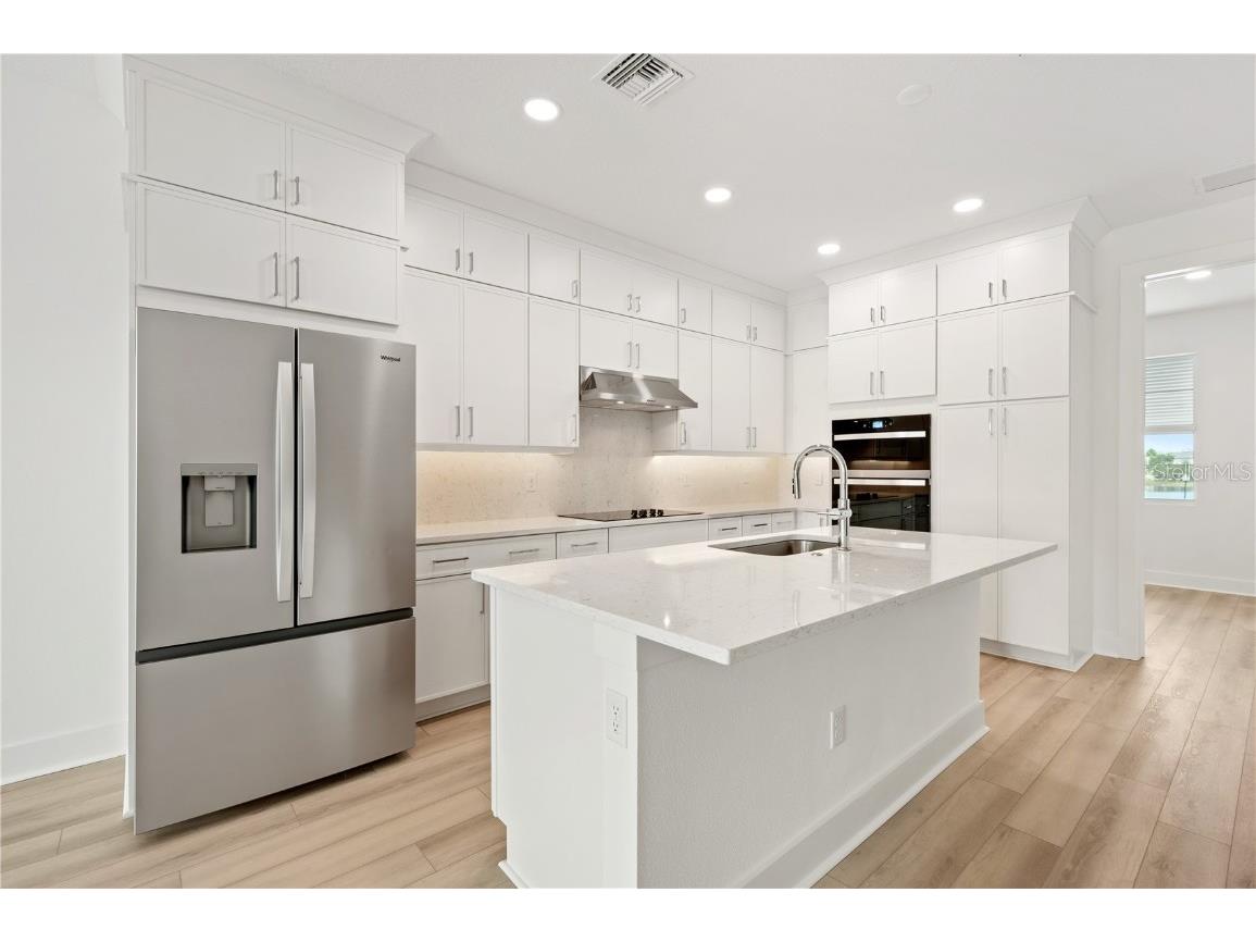 9990 Key Haven Road Seminole FL 33777 - LONG BAYOU A4657375 image22