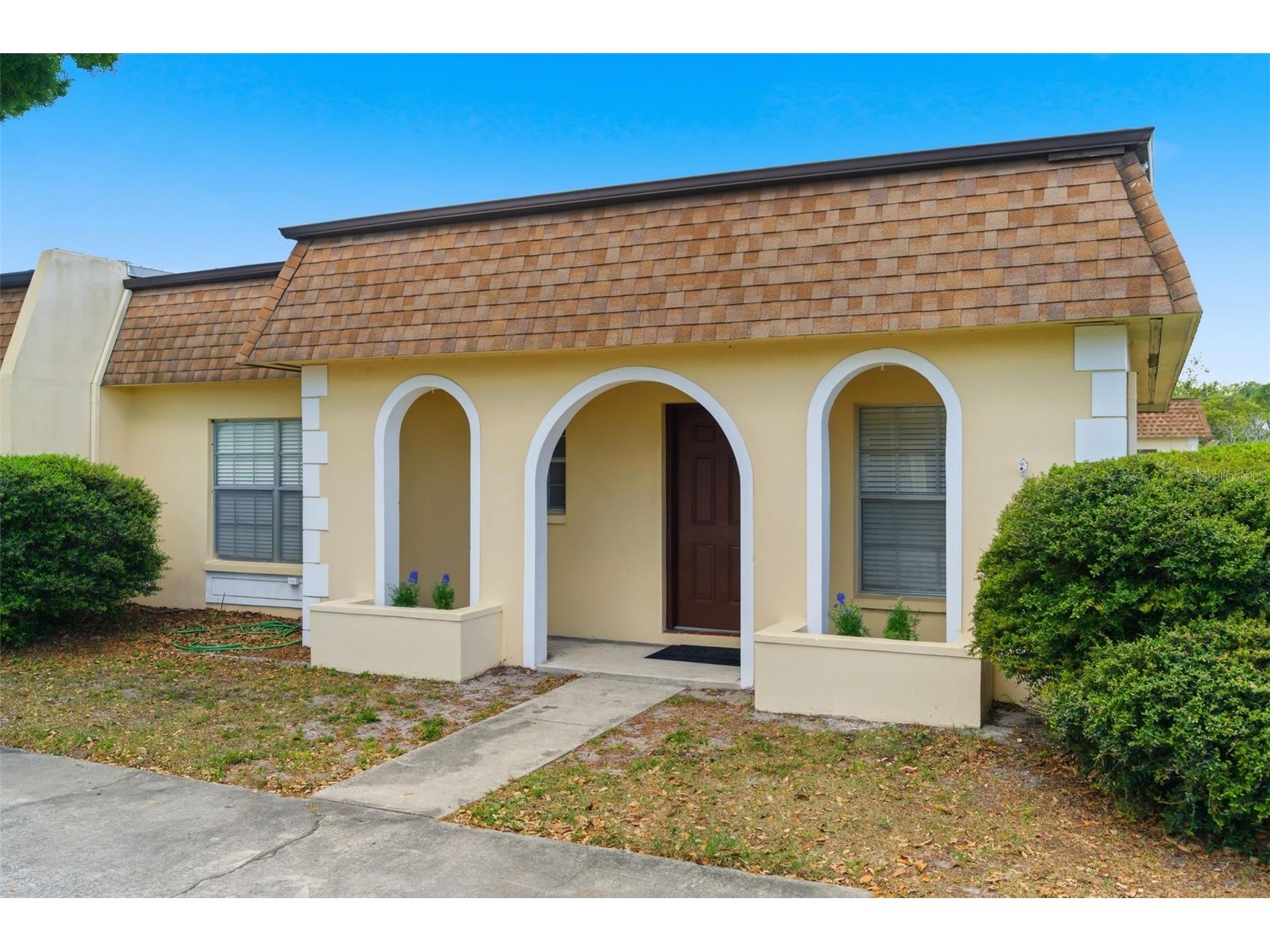 9992 86th Street Seminole FL 33777 TB8493683 image1